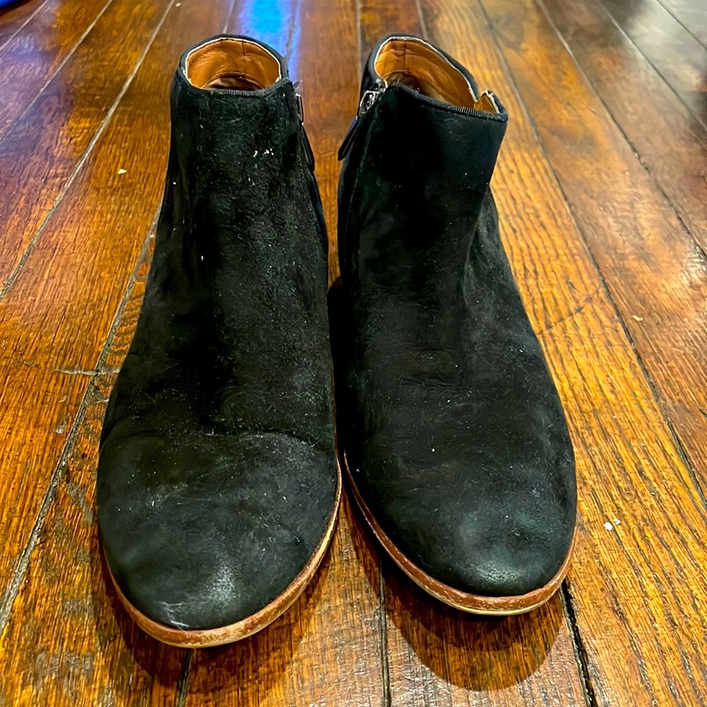 Sam Edelman black suede booties size 10